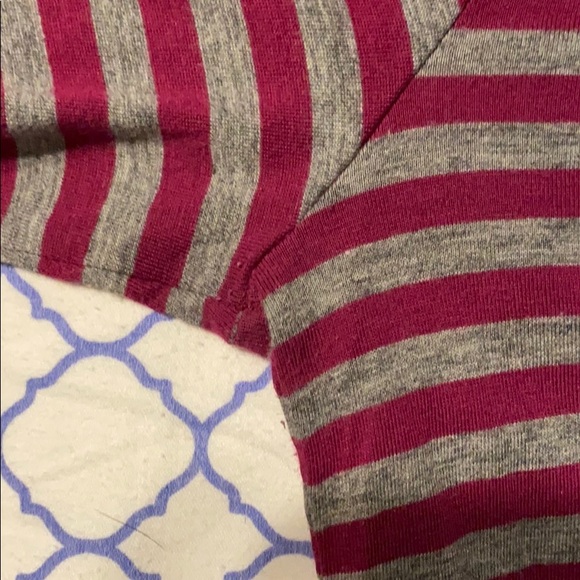 Lacoste V Neck Long sleeve Tee - Picture 5 of 5